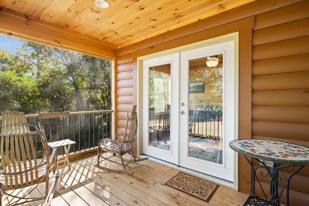 Dream Weaver Cabin Villa Candler Exterior photo